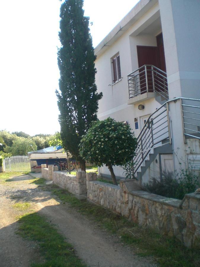 Bava Apartment Ugljan Exterior photo